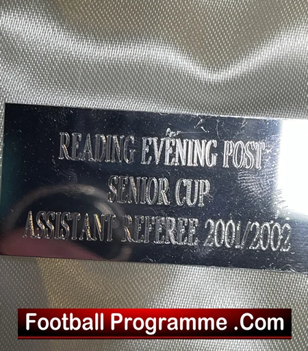 Reading Evening Post Senior Cup Assistant Referee Medal 2000/01 - Image 3