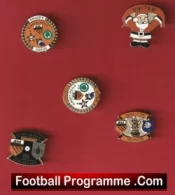 Manchester United Football Badge Collection X 5