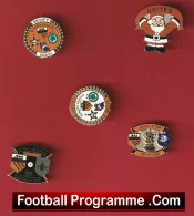 Manchester United Football Badge Collection X 5
