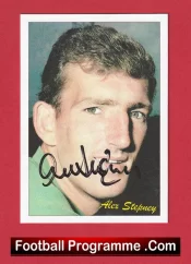 Manchester United Alex Stepney Autograph Signed Football Card Man Utd