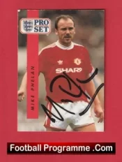 Manchester United Mike Phelan Autographed Signed Football Card Man Utd