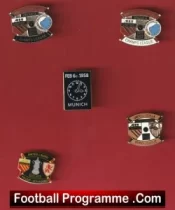 Manchester United Football Badge Collection Man Utd Badges X 5