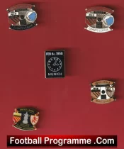 Manchester United Football Badge Collection Man Utd Badges X 5