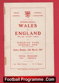 Wales v England 1951 - Schoolboys Somerton Park Newport + Duncan Edwards - football programme