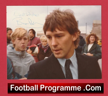 Manchester United Bryan Robson Autographed Signed Original Photograph - Image 2