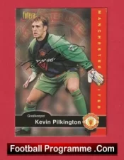 Manchester United Kevin Pilkington Autograph Signed Football Card Man Utd