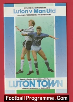 Luton Town v Manchester United 1987 - Multi SIGNED - football programme