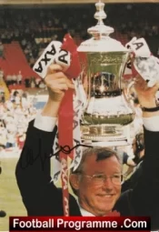 Manchester United Alex Ferguson Autograph Magazine Picture