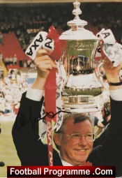 Manchester United Alex Ferguson Autograph Magazine Picture