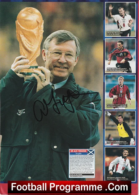 Manchester United Scotland Alex Ferguson Autograph Magazine Picture - Image 2