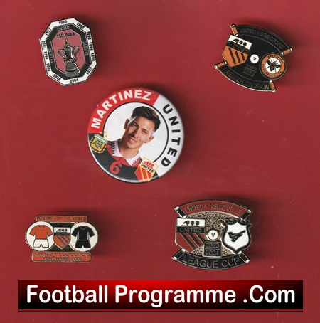 Manchester United Football Badge Collection Man Utd Badges X 5 - Image 2