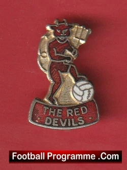  Manchester United 1960s Old Football Badge Man Utd Football Programme .COM Football Programmes Memorabilia