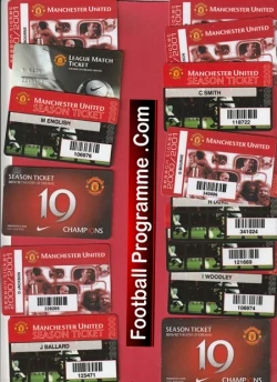 Manchester United Football Club Members Plastic Card Collection - football programme