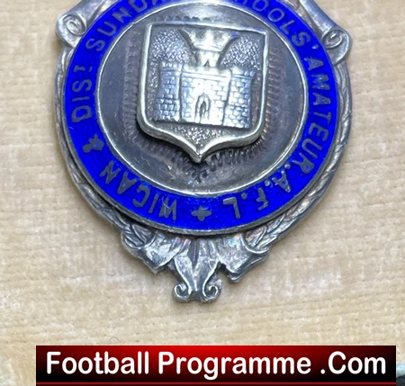 Wigan Sunday Schoolboys League Football Silver Medal + Box 1938 - 1939 - Image 4