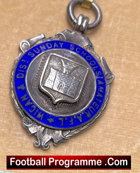 Wigan Sunday Schoolboys League Football Silver Medal + Box 1938 - 1939 - Image 5