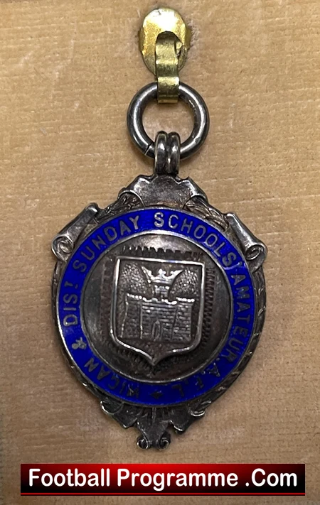 Wigan Sunday Schoolboys League Football Silver Medal + Box 1938 - 1939 - Image 7