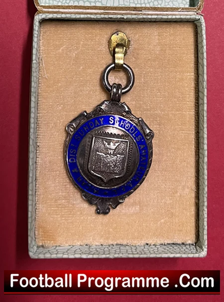 Wigan Sunday Schoolboys League Football Silver Medal + Box 1938 - 1939 - Image 10