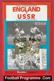 England v Russia 1984 – Multi Signed Autographed + Law – Robson
