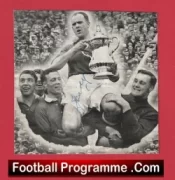 Manchester United Johnny Carey Autograph Signed Picture Man Utd Cup 1948