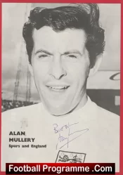 Tottenham Hotspur Alan Mullery Autograph Signed Picture Spurs