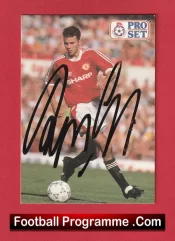 Manchester United Ryan Giggs Autographed Signed Football Card Man Utd