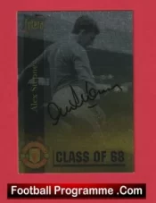 Manchester United Alex Stepney Autograph Signed Football Card Man Utd