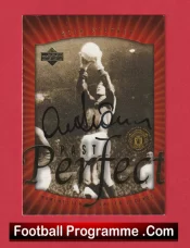 Manchester United Alex Stepney Autograph Signed Football Card Man Utd