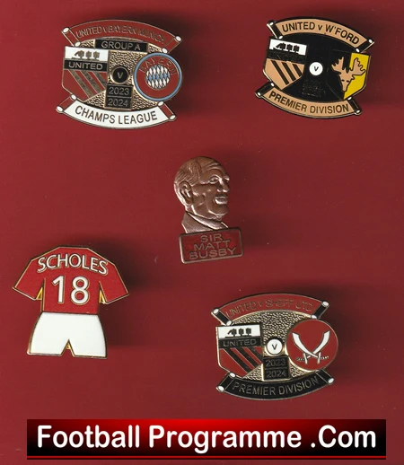 Manchester United Football Badge Collection Man Utd Badges X 5 - Image 2