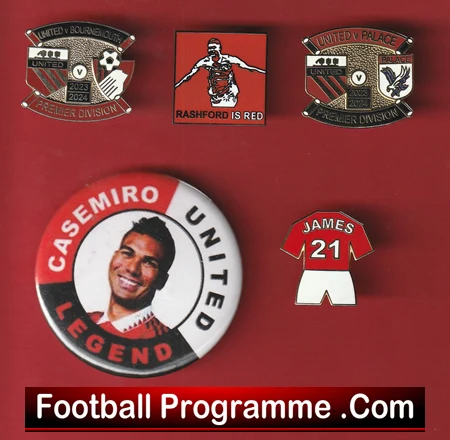Manchester United Football Badge Collection Man Utd Badges X 5 - Image 2