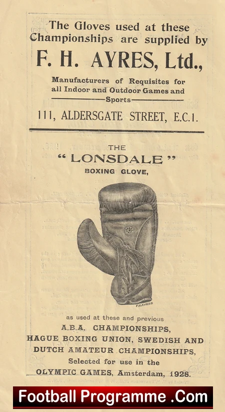 Great Britain Schoolboys Amateur Boxing Championships at Holborn 1928 - Image 3