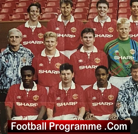 Manchester United Champions 1992 Massive Multi Signed Wall Poster - Image 3