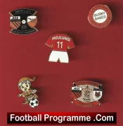 Manchester United Football Badge Collection Man Utd Badges X 5