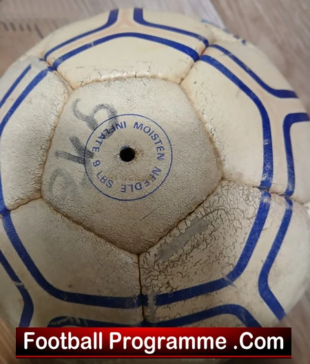 Manchester United Bobby Charlton Signed Official Football School 1970s - Image 6