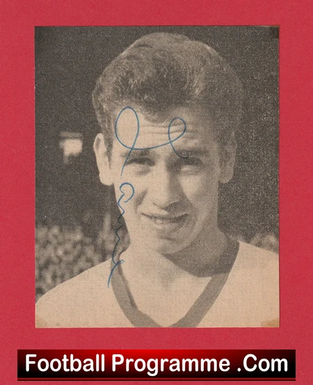 Manchester United Ian Moir Autograph Signed Picture 1960s - Image 2