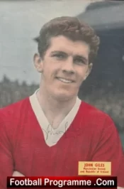 Manchester United John Giles Signed Picture Man Utd 1960s