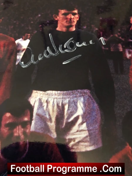 Manchester United v Real Madrid 1968 European Cup Semi Final Multi Signed - Image 3