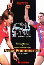 Manchester United v Crystal Palace 1990 – FAC Final Replay + Signed Denis Law