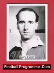 Manchester United Laurie Cassidy Autograph Signed Football Card Man Utd