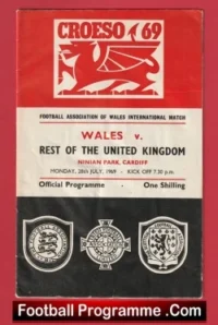 Wales v Rest of the United Kingdom 1969 – George Best Bobby Charlton
