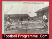 Manchester United Warren Bradley Autographed Signed Picture 1960s