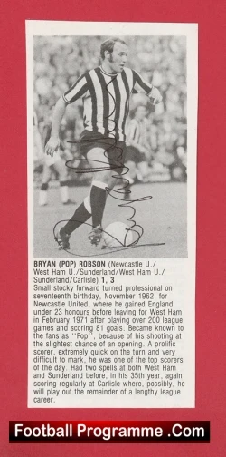 Newcastle United Bryan Pop Robson Signed Picture - football memorabilia