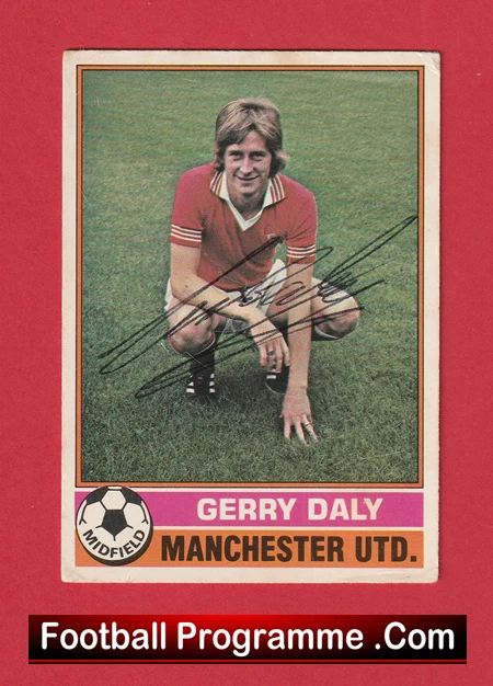 Manchester United Gerry Daly Autograph Signed Football Card Man Utd - Image 2