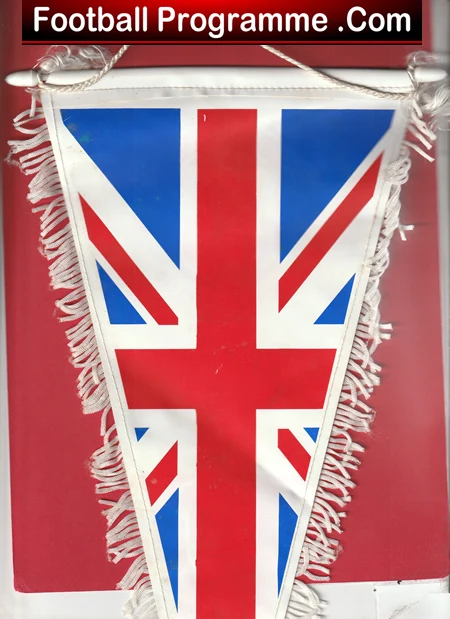Manchester United Pennant Flag Man Utd 1960s - Image 3