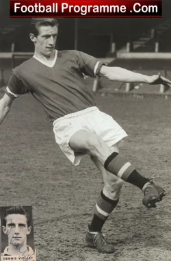 Manchester United Dennis Viollet Signed Autograph Picture 1950s - football memorabilia