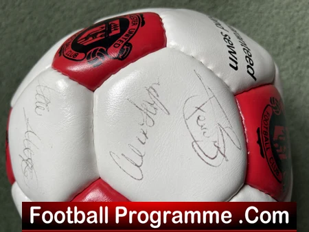 Manchester United Multi Signed Football Ball 1990s Ferguson Robson Plus - Image 10