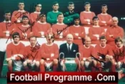 Manchester United Multi Signed Picture 1960s Team + Kidd – Foulkes
