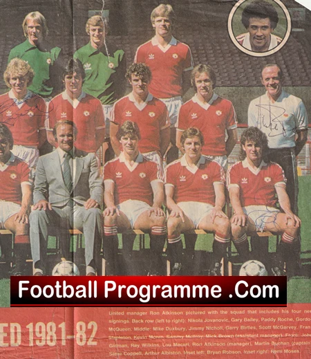 Manchester United Multi Signed Picture 1980s Team + Robson Plus - Image 4