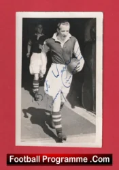 Burnley Tommy Cummings Signed Press Photo 1940s