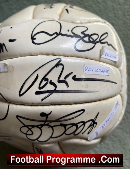 Manchester United Multi Signed Football Ball 1990s Ferguson Cantona Beckham - Image 3