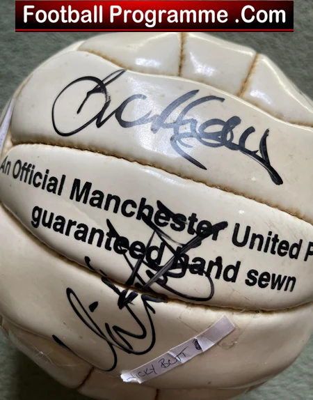 Manchester United Multi Signed Football Ball 1990s Ferguson Cantona Beckham - Image 7